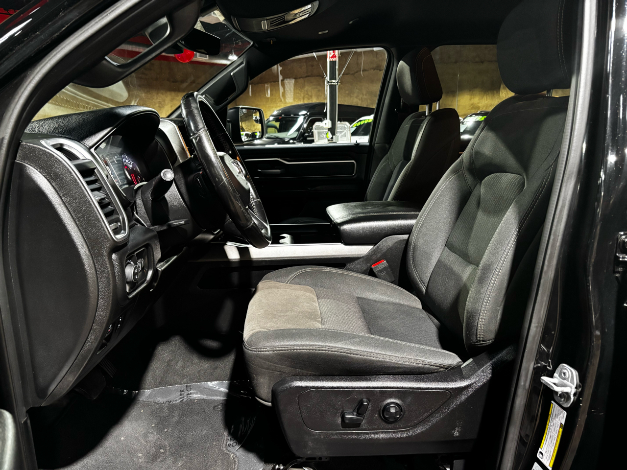 RAM 1500 Big Horn/Lone Star 4x2 Crew Cab 5'7" Box 2019