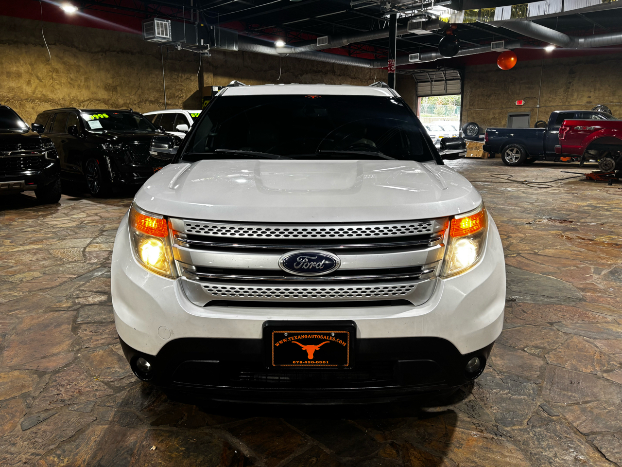Ford Explorer FWD 4dr XLT 2014