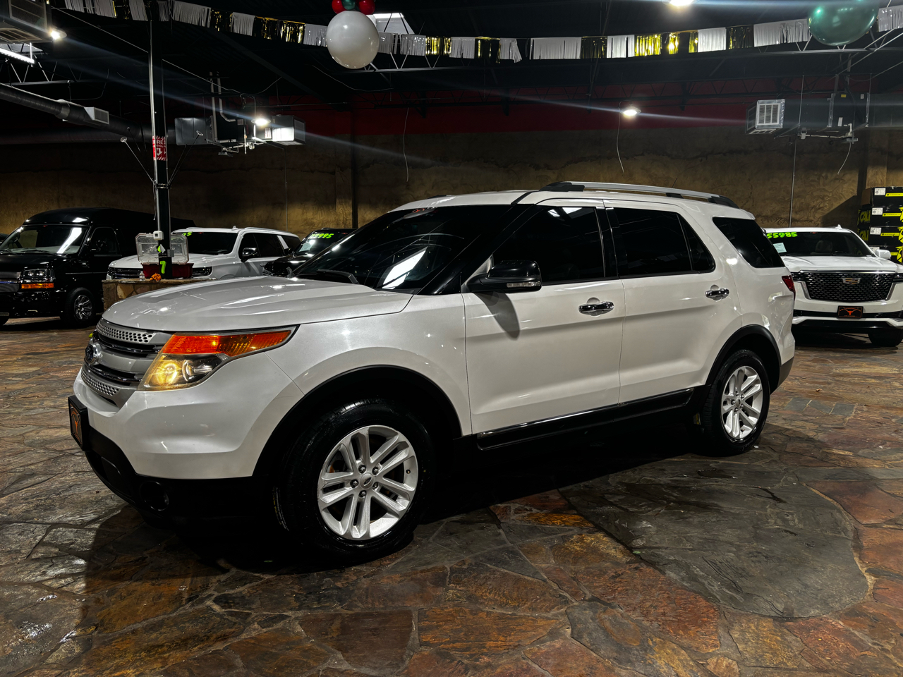 Ford Explorer FWD 4dr XLT 2014