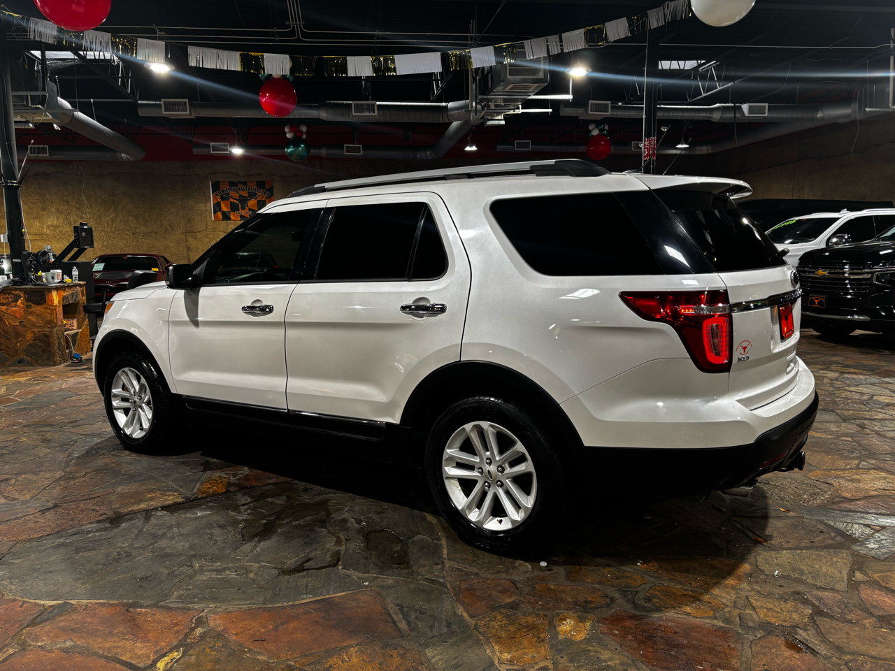 Ford Explorer FWD 4dr XLT 2014