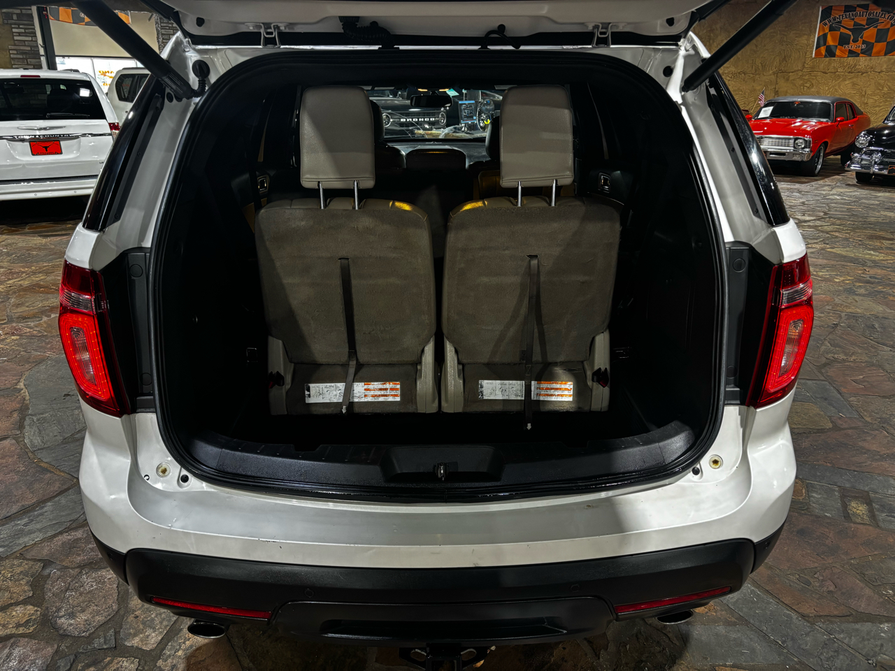 Ford Explorer FWD 4dr XLT 2014