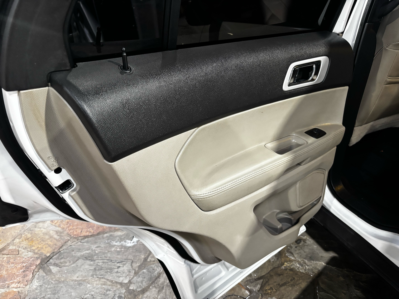 Ford Explorer FWD 4dr XLT 2014