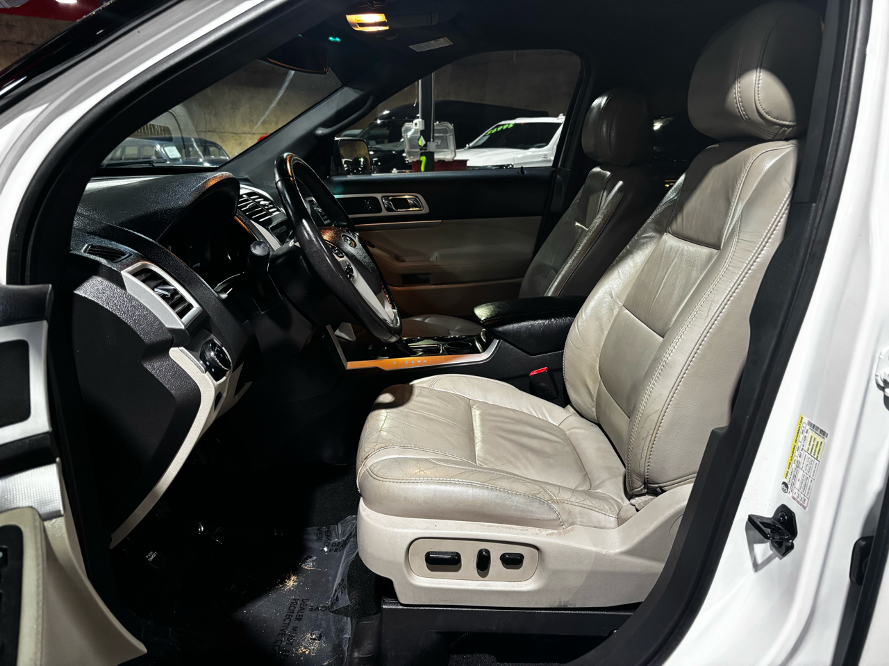 Ford Explorer FWD 4dr XLT 2014