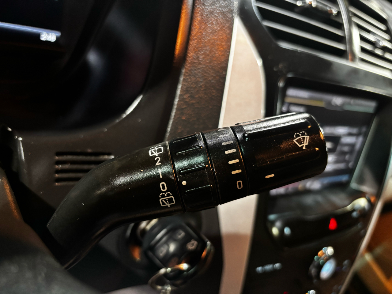 Ford Explorer FWD 4dr XLT 2014