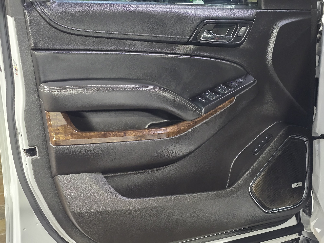 Chevrolet Tahoe 4WD 4dr LT 2016