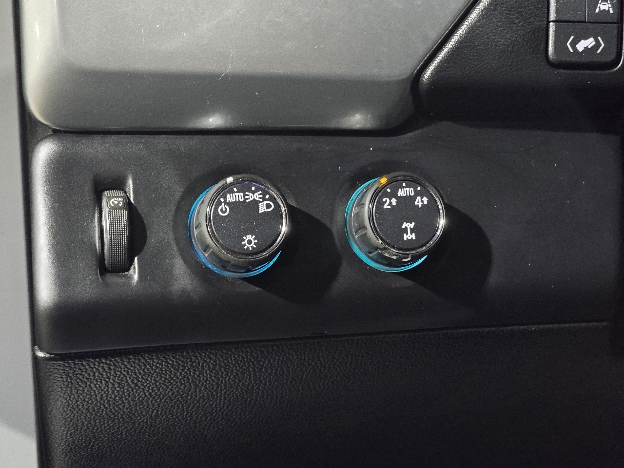 Chevrolet Tahoe 4WD 4dr LT 2016