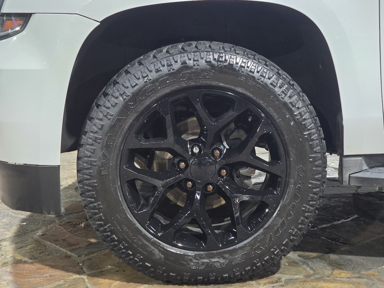 Chevrolet Tahoe 4WD 4dr LT 2016