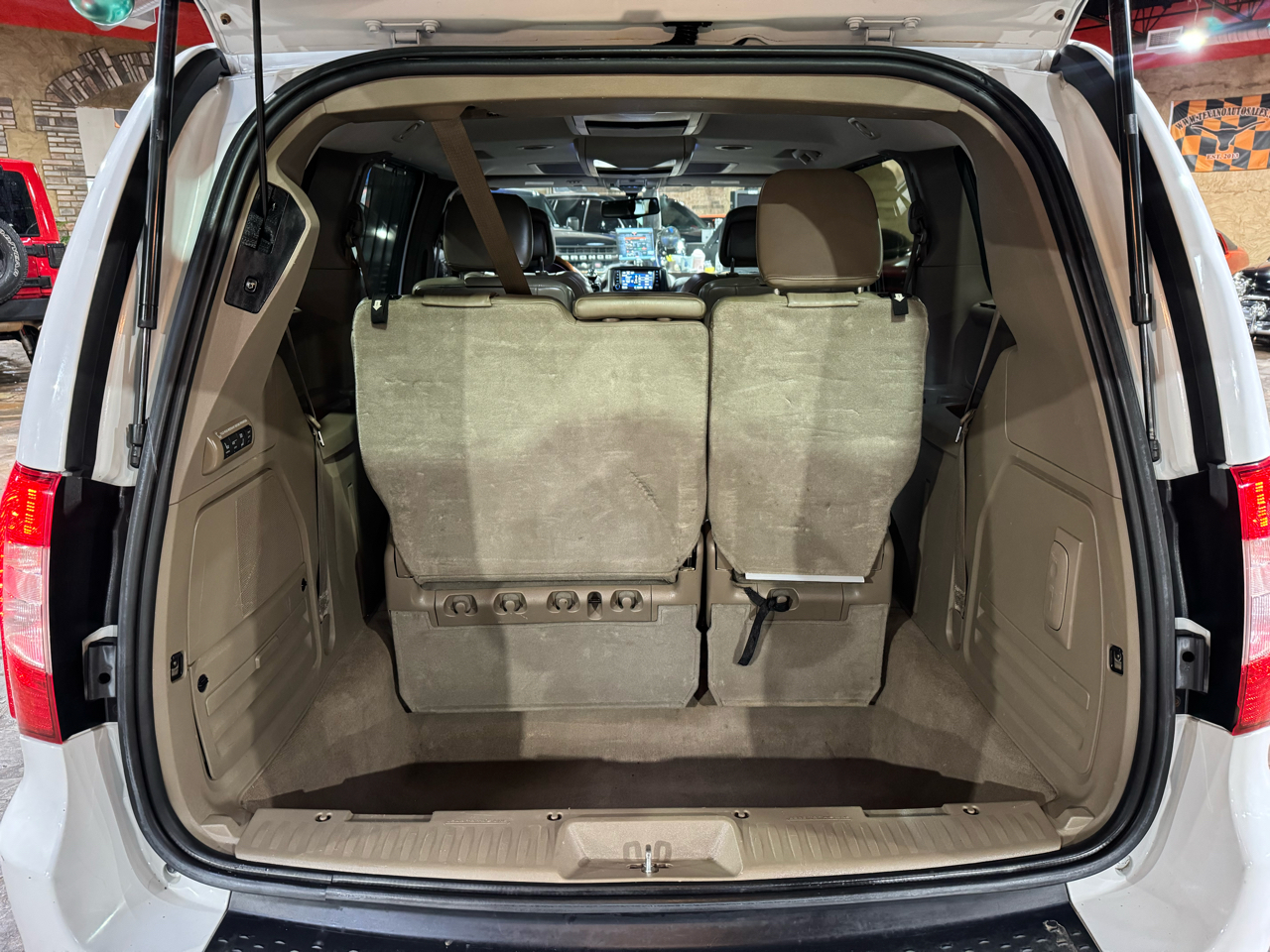 Chrysler Town & Country 4dr Wgn Limited 2014