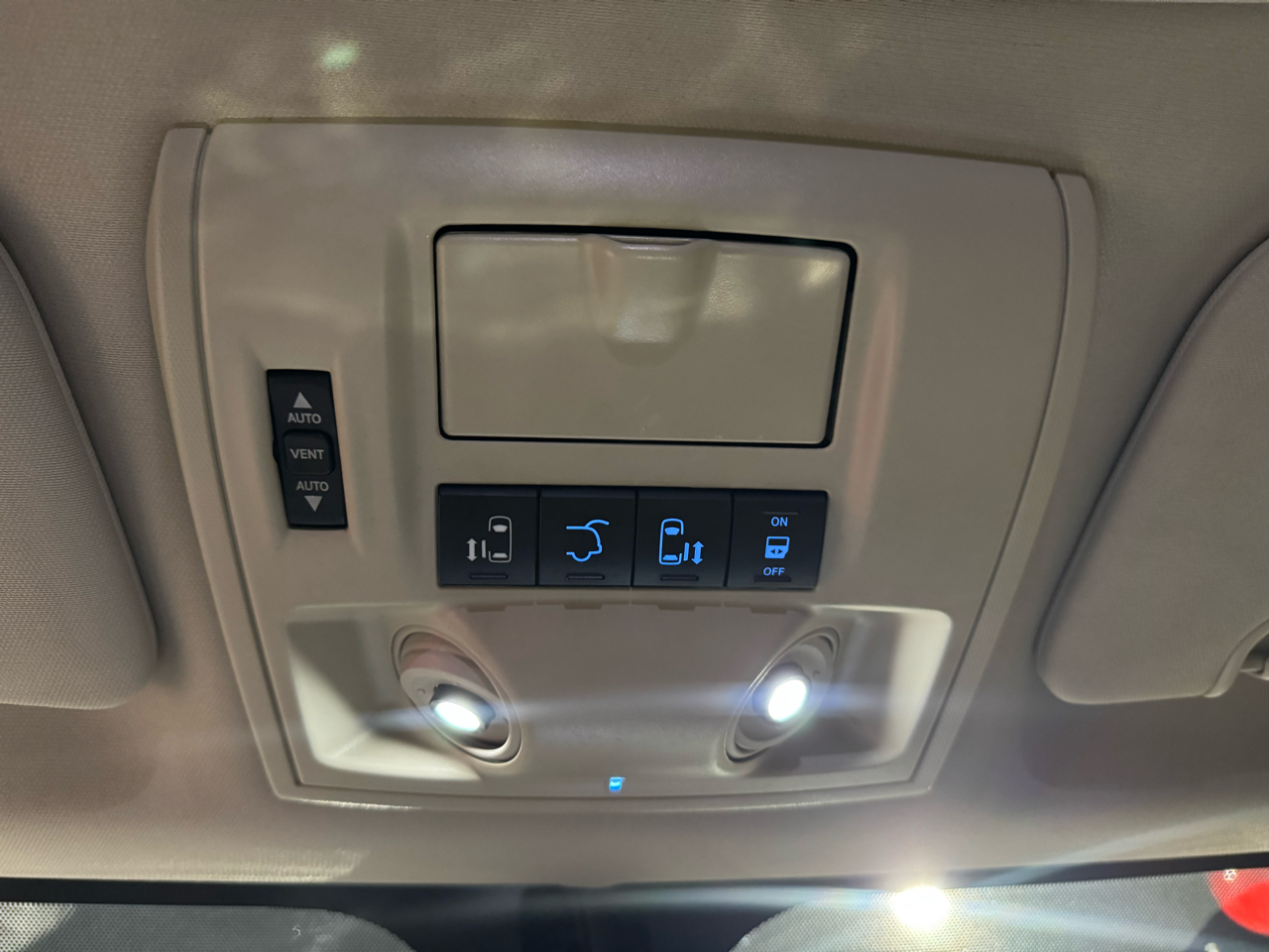 Chrysler Town & Country 4dr Wgn Limited 2014