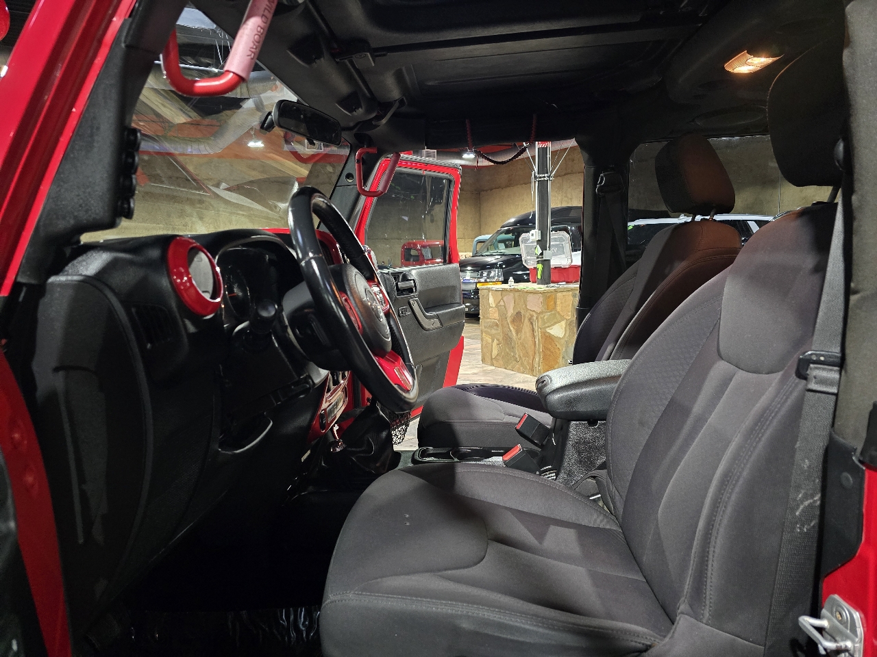 Jeep Wrangler 4WD 2dr Sport 2014