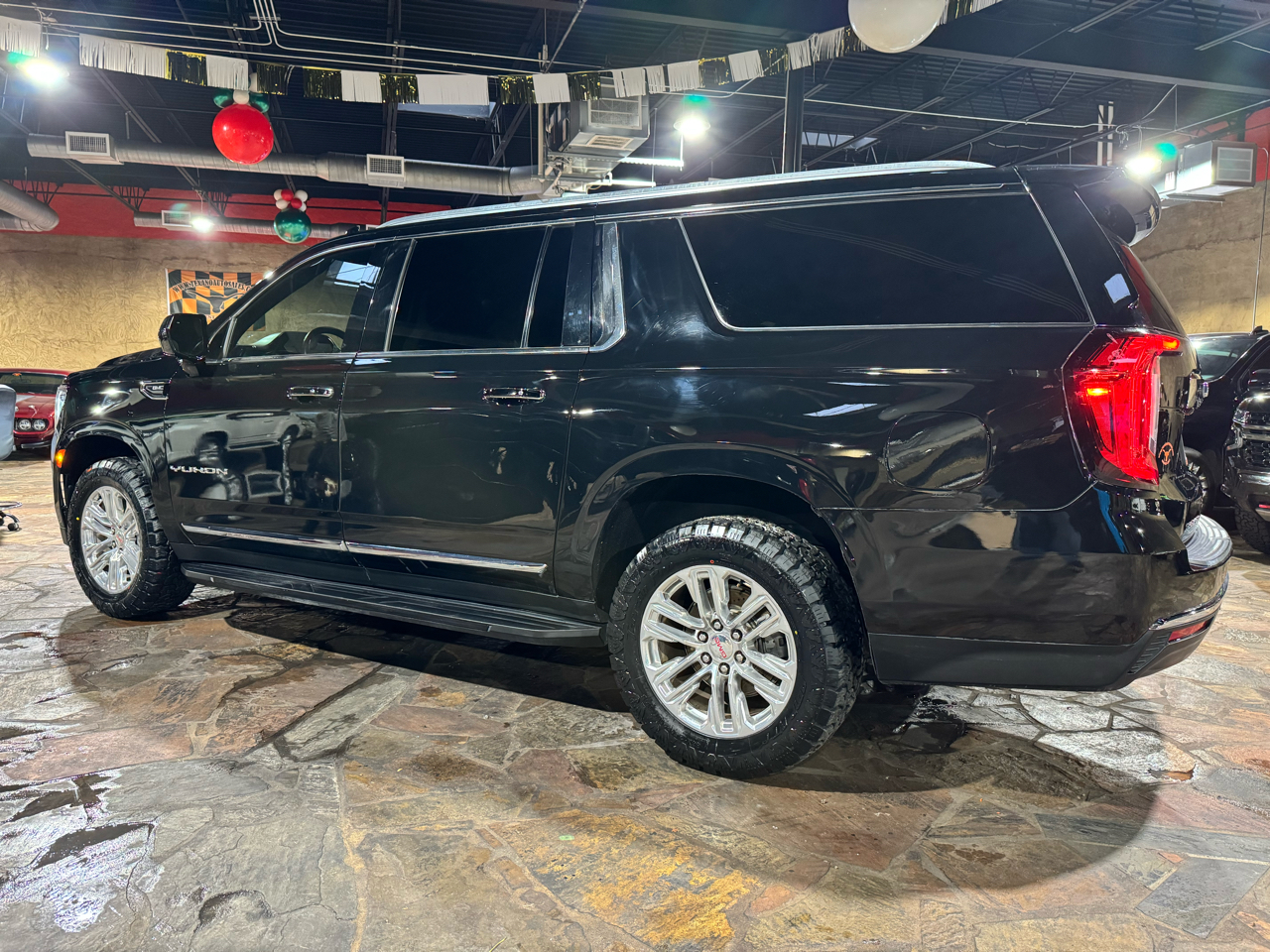 GMC Yukon XL 2WD 4dr SLT 2021