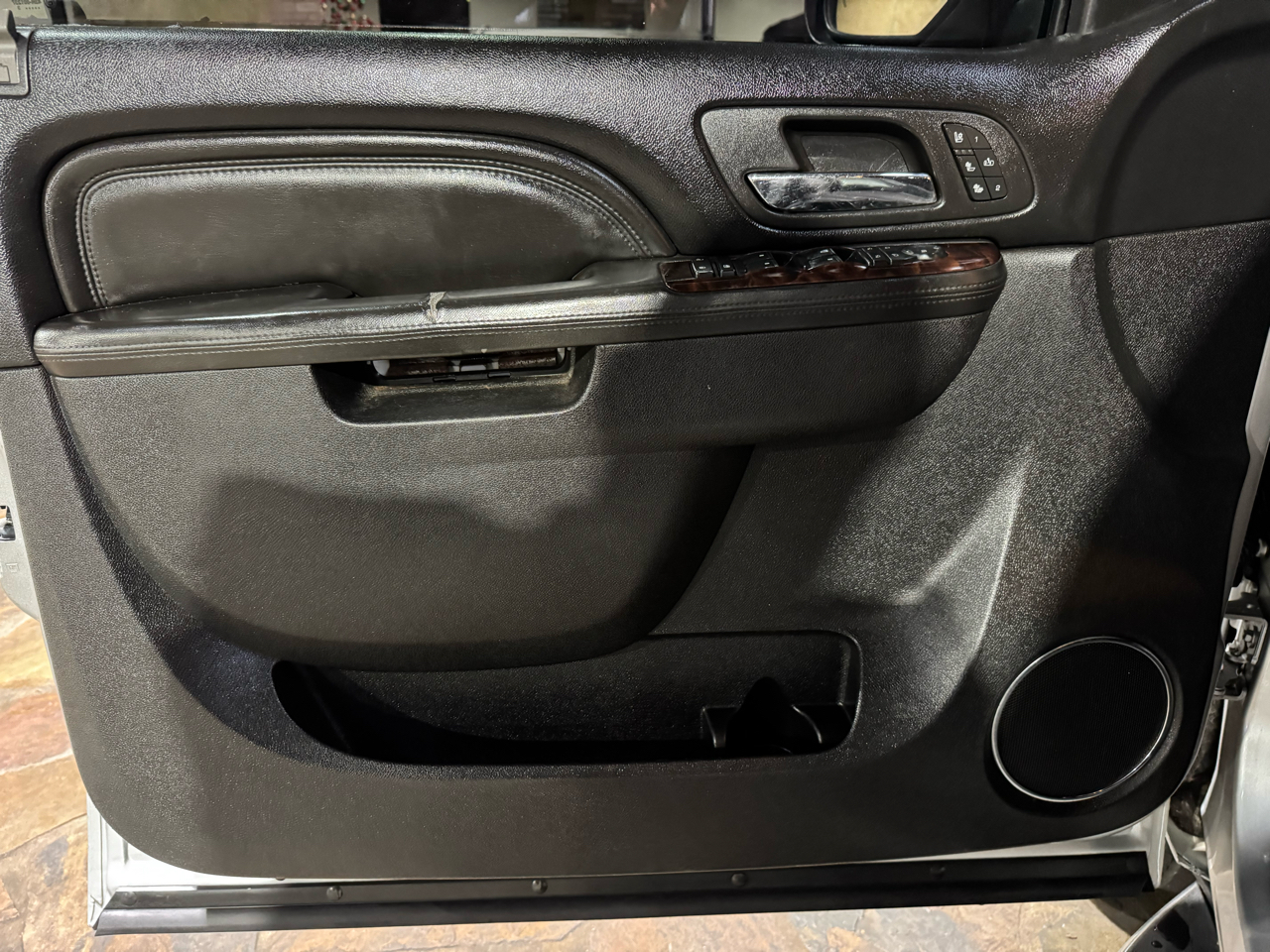 GMC Yukon AWD 4dr 1500 Denali 2013