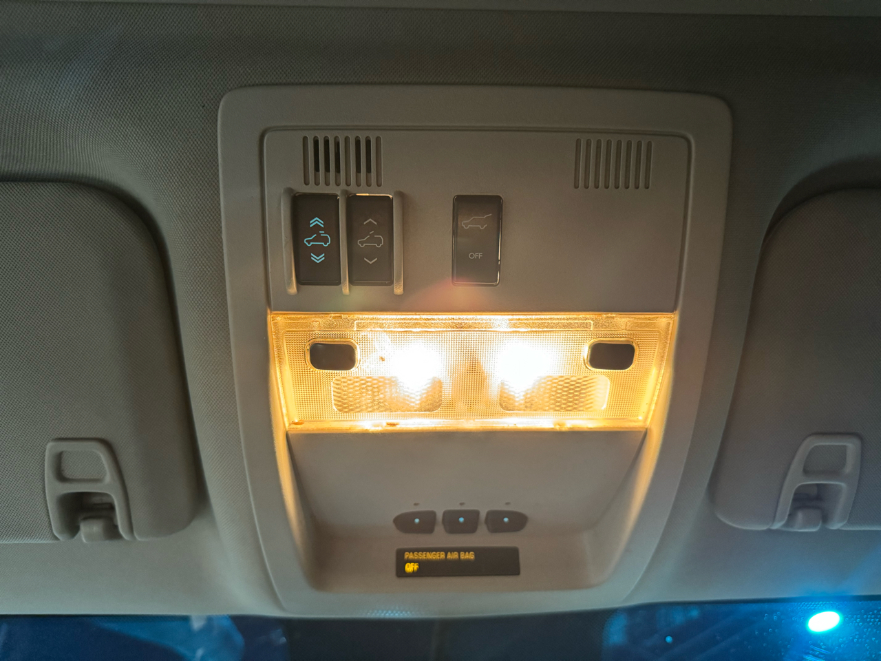 GMC Yukon AWD 4dr 1500 Denali 2013