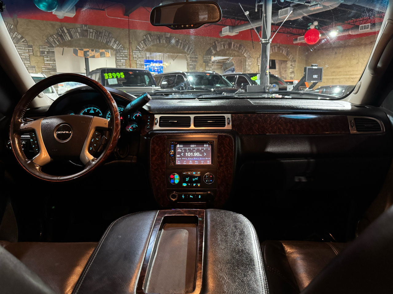 GMC Yukon AWD 4dr 1500 Denali 2013