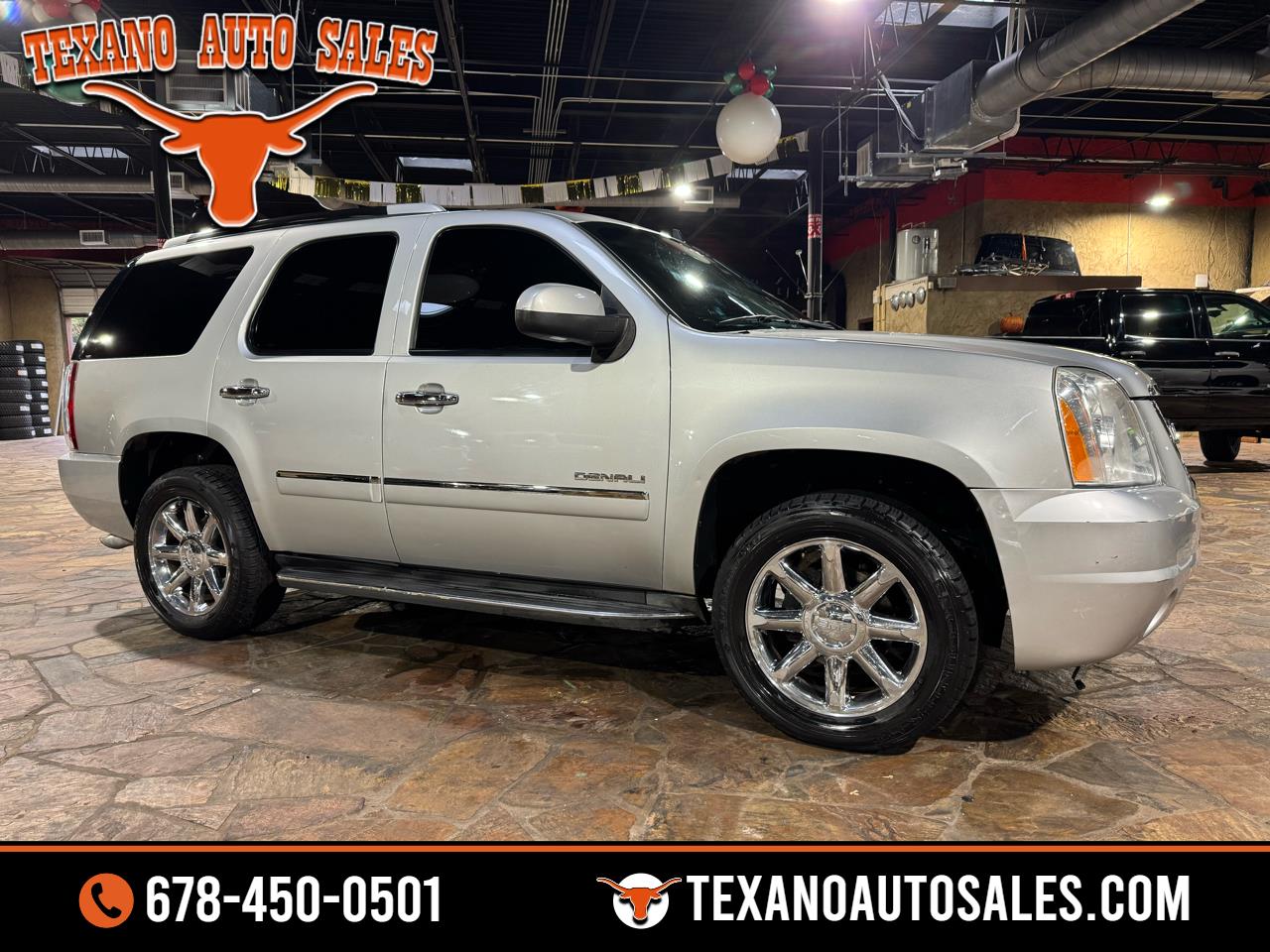 GMC Yukon AWD 4dr 1500 Denali 2013