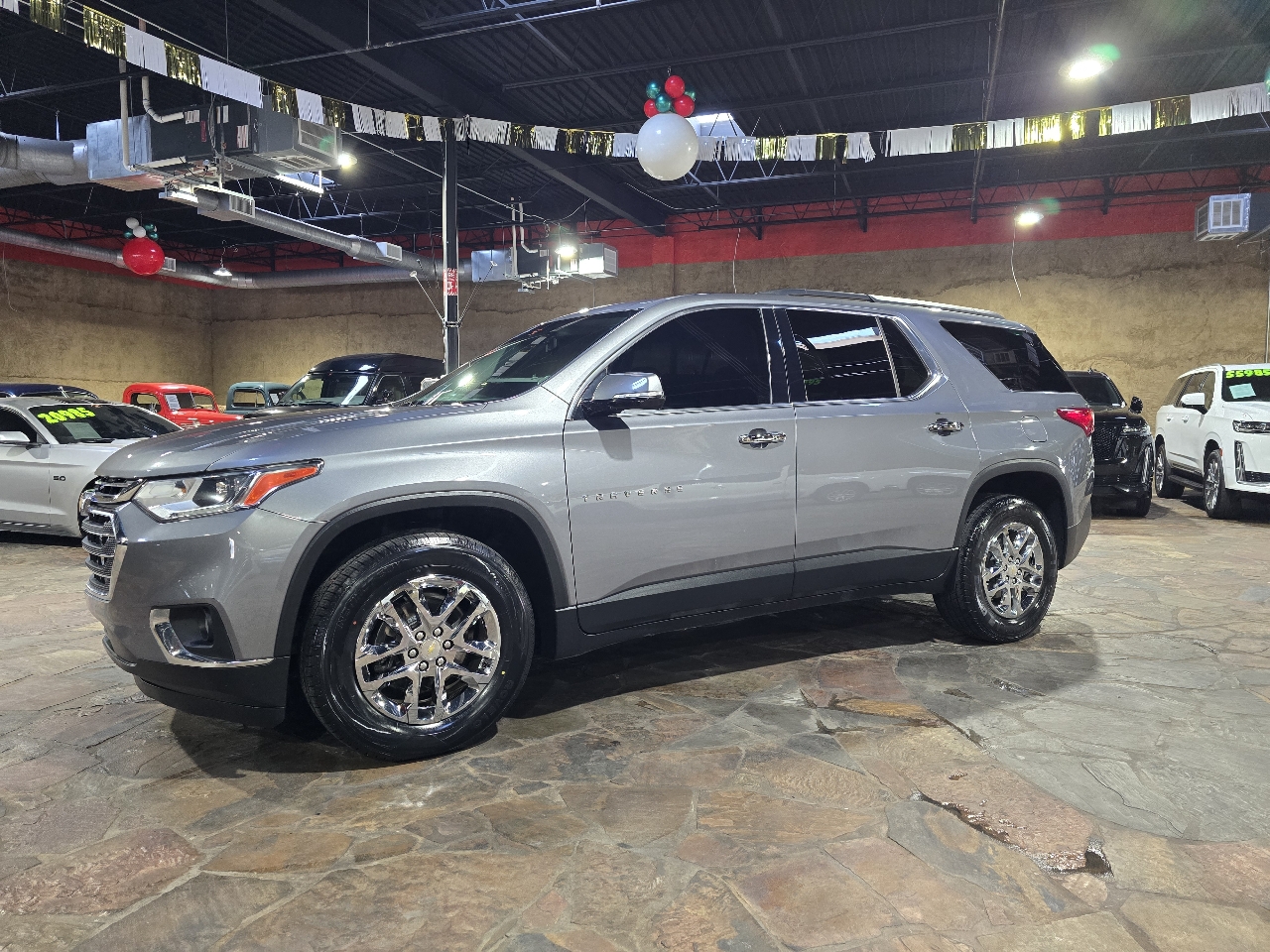 Chevrolet Traverse FWD 4dr LT Cloth w/1LT 2019