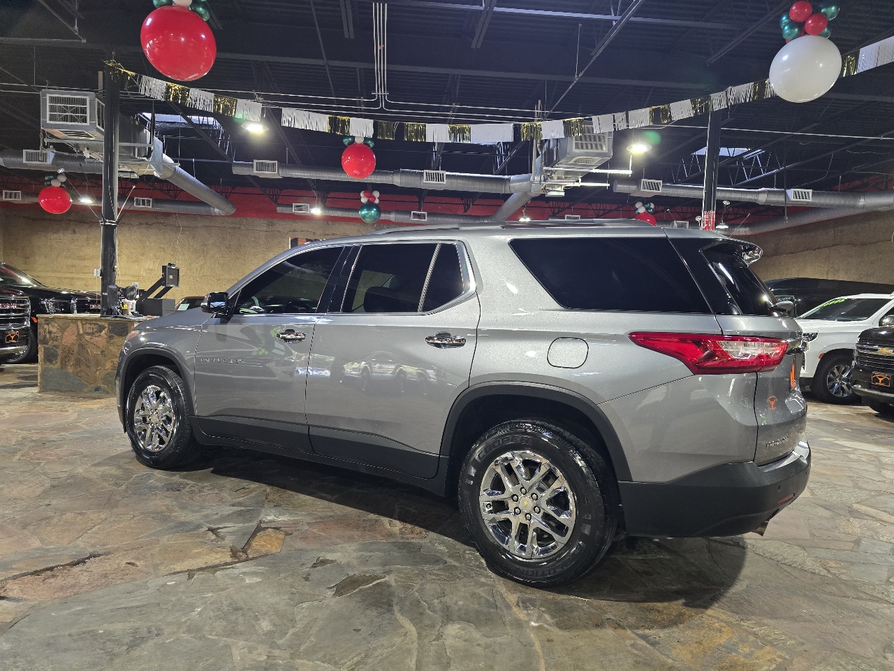 Chevrolet Traverse FWD 4dr LT Cloth w/1LT 2019