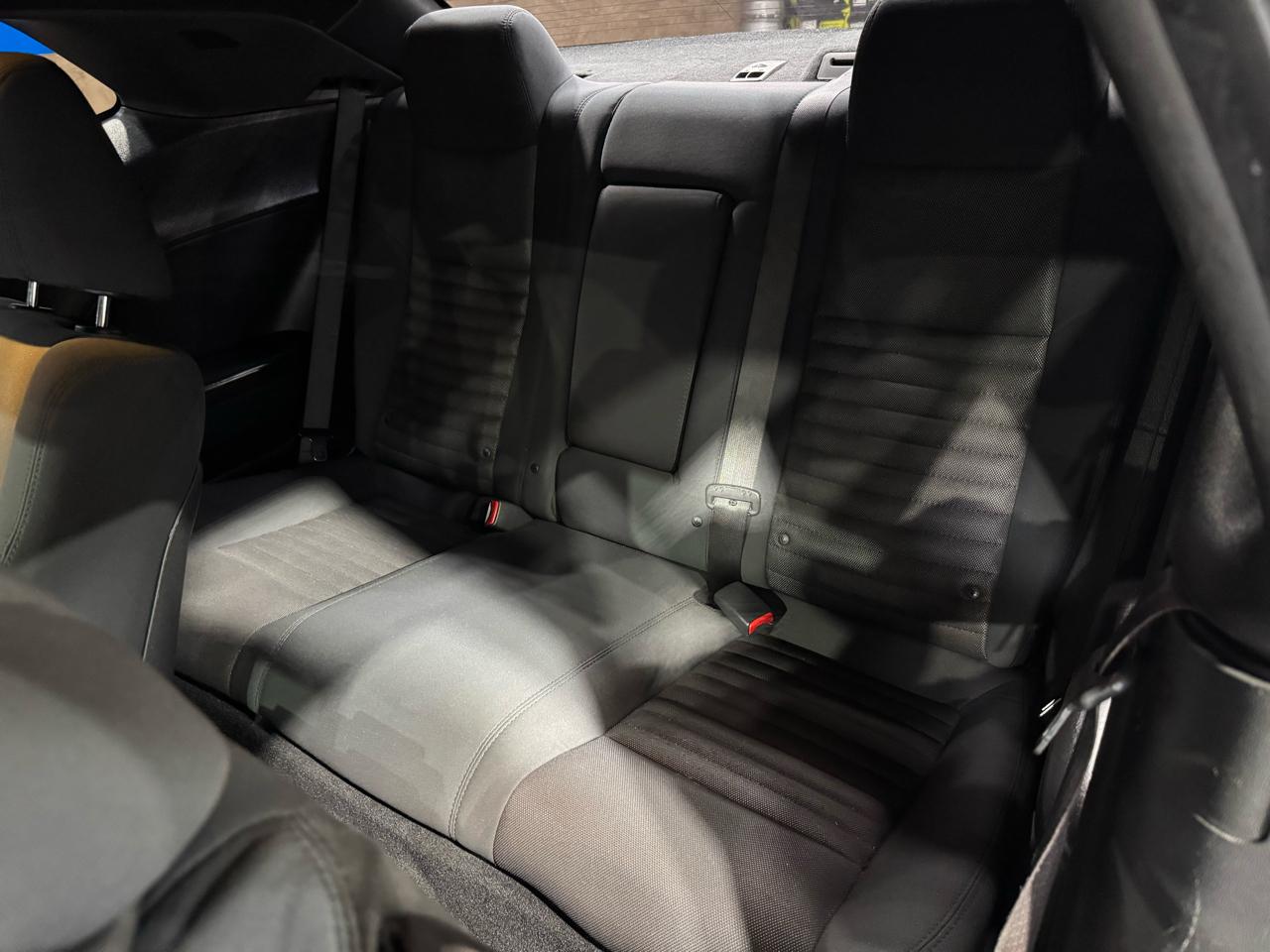 Dodge Challenger 2dr Cpe SXT 2012