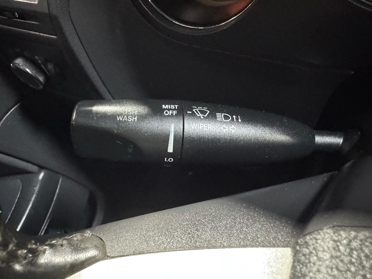 Dodge Challenger 2dr Cpe SXT 2012