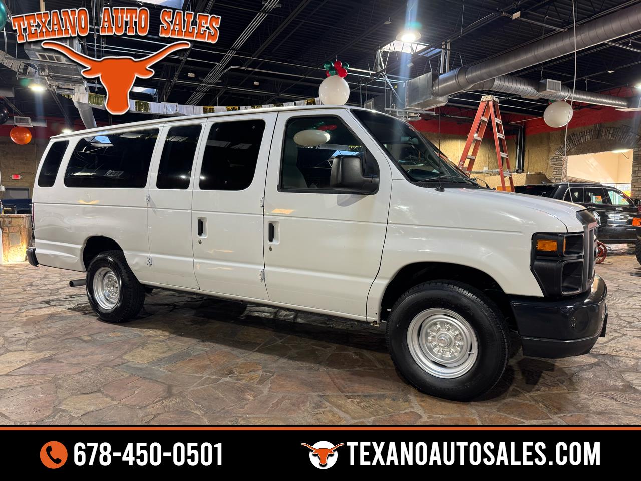 2011 Ford Econoline Wagon E-350 Super Duty Ext XL
