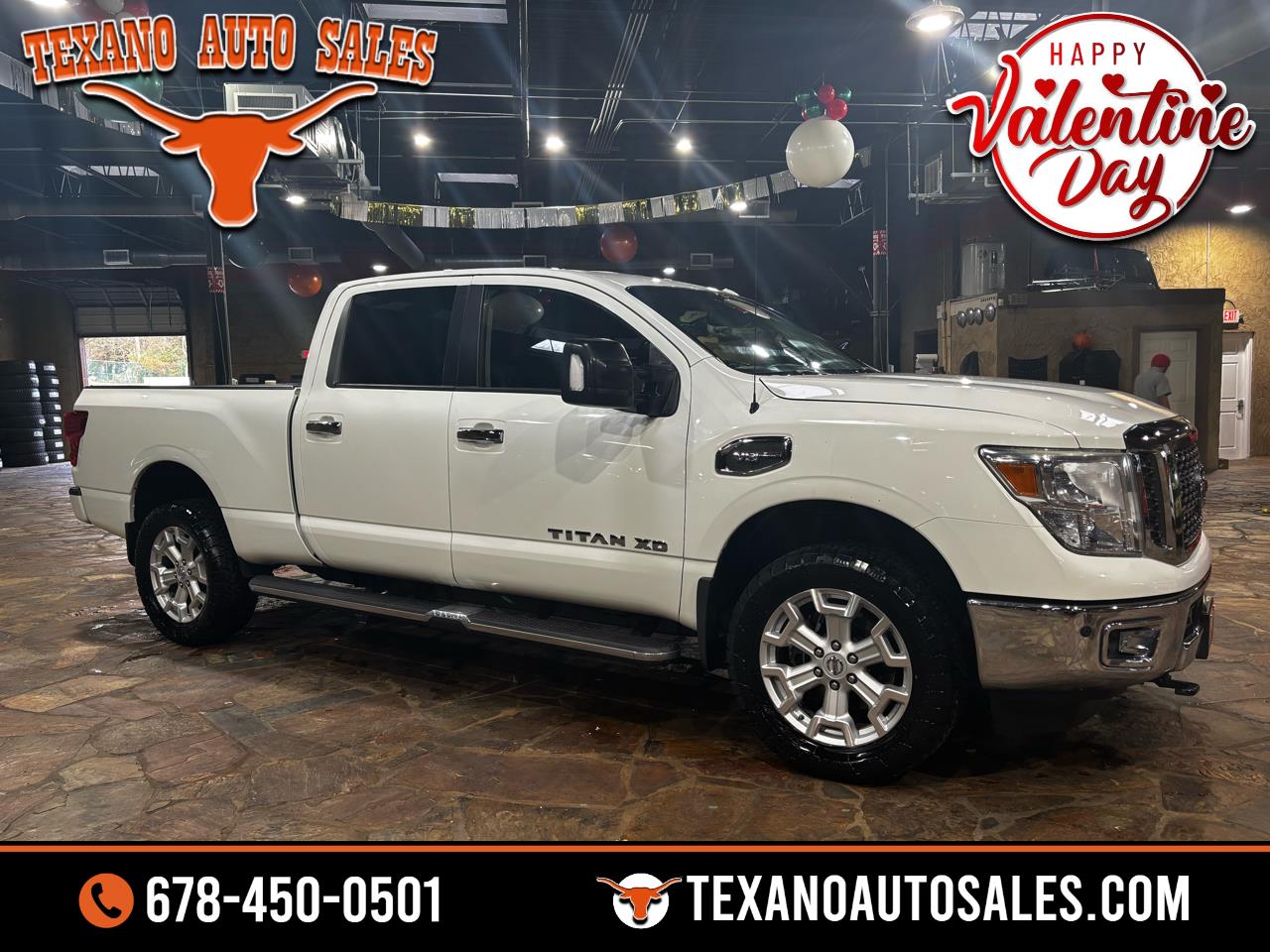 Nissan Titan XD 4x2 Gas Crew Cab SV 2017