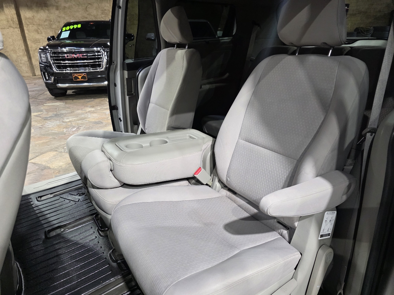 Kia Sedona 4dr Wgn LX 2016