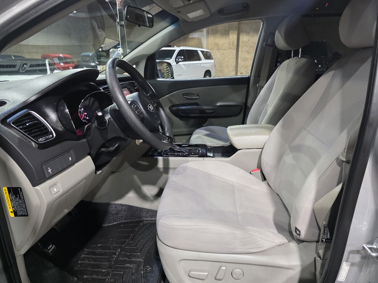 Kia Sedona 4dr Wgn LX 2016