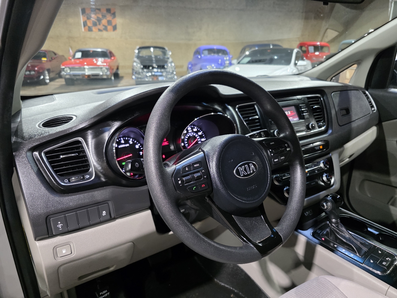 Kia Sedona 4dr Wgn LX 2016