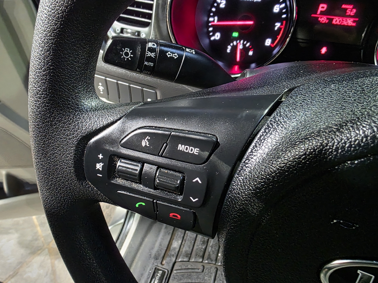 Kia Sedona 4dr Wgn LX 2016