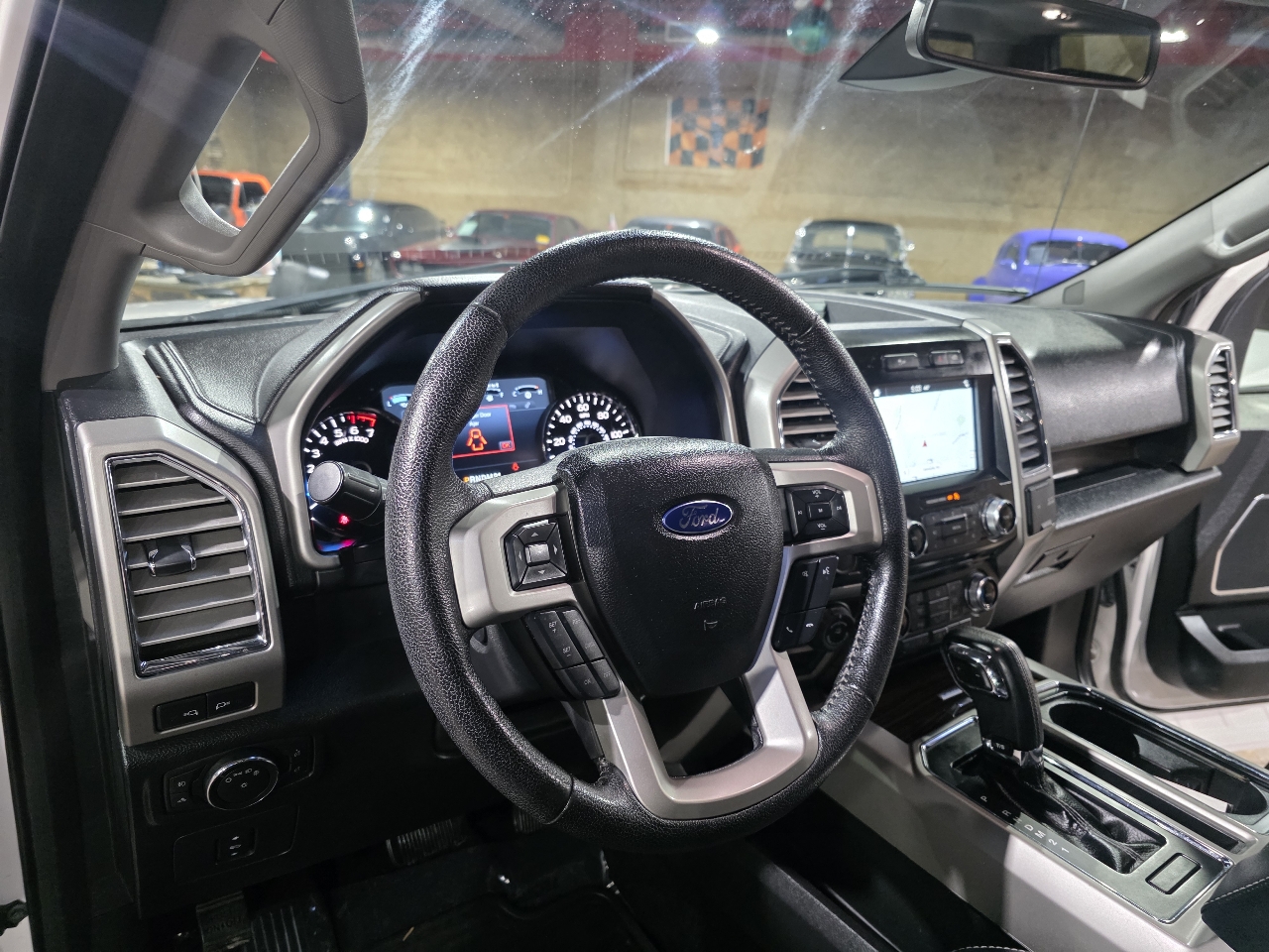 Ford F-150 4WD SuperCab 145" Lariat 2016