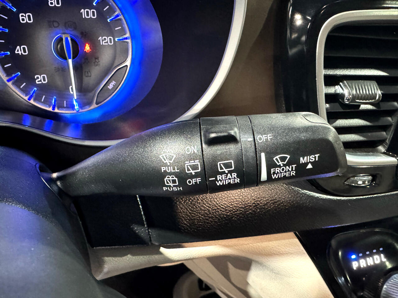 Chrysler Pacifica Touring-L Plus FWD 2017