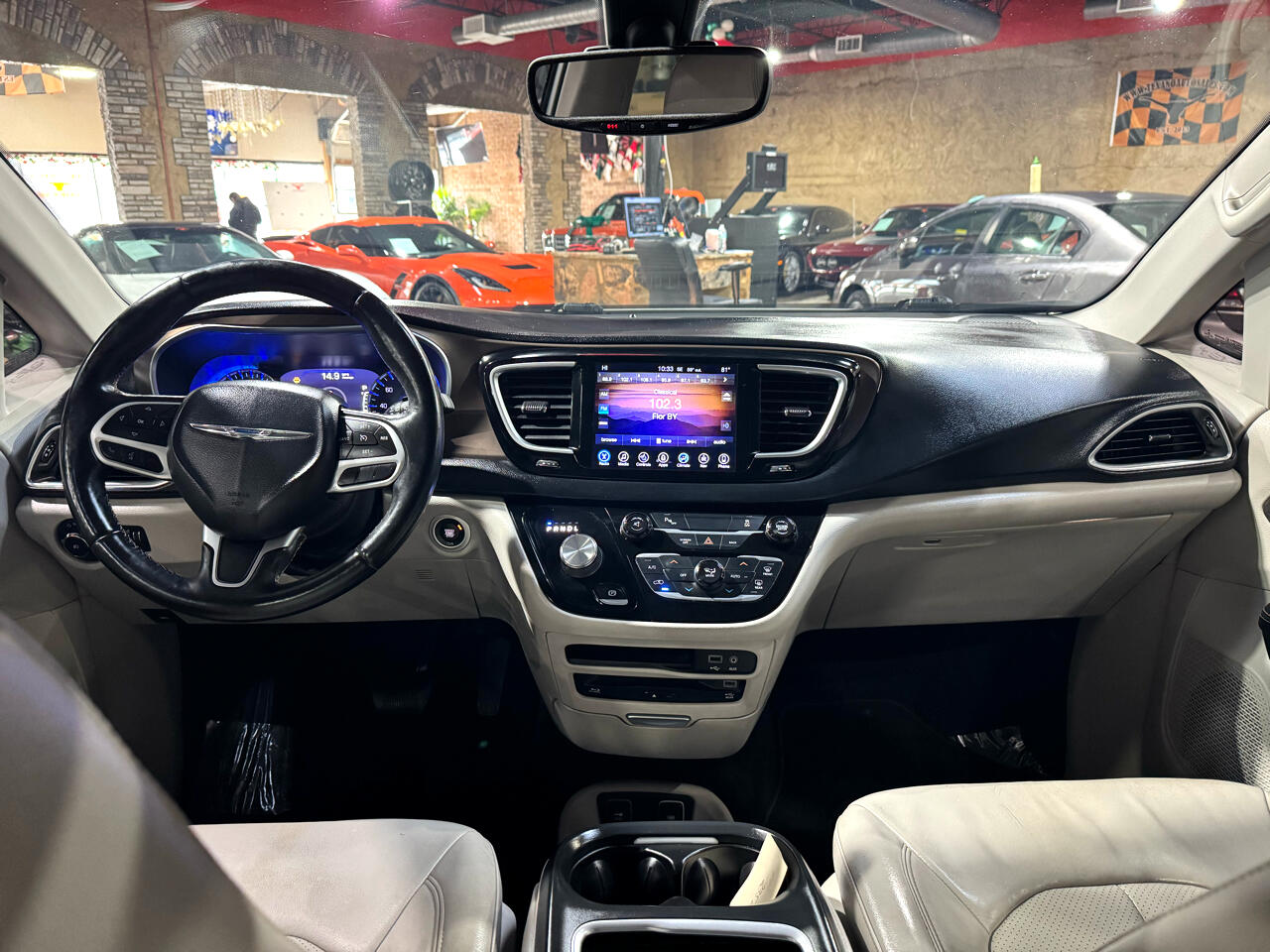 Chrysler Pacifica Touring-L Plus FWD 2017