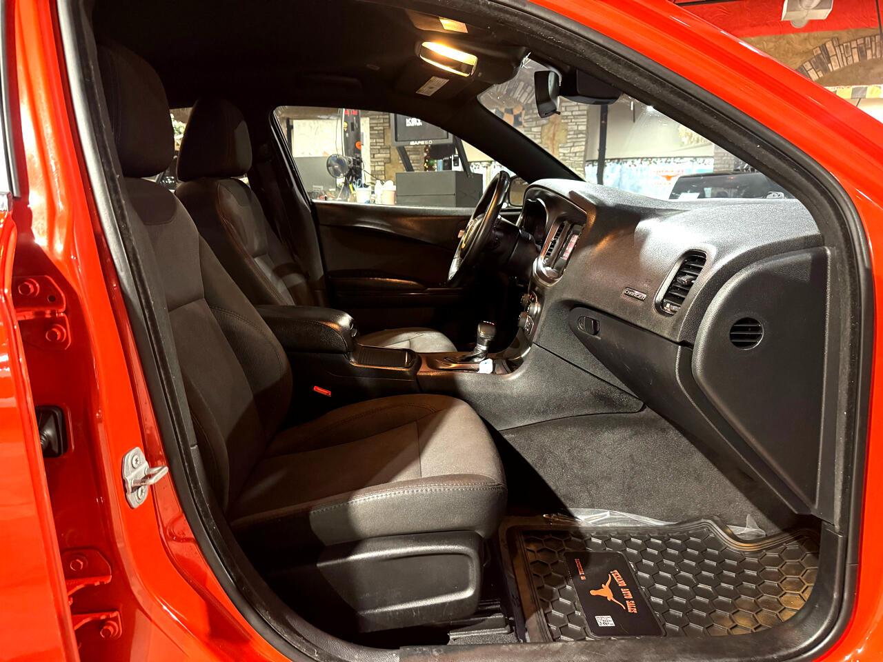 Dodge Charger SE RWD 2017