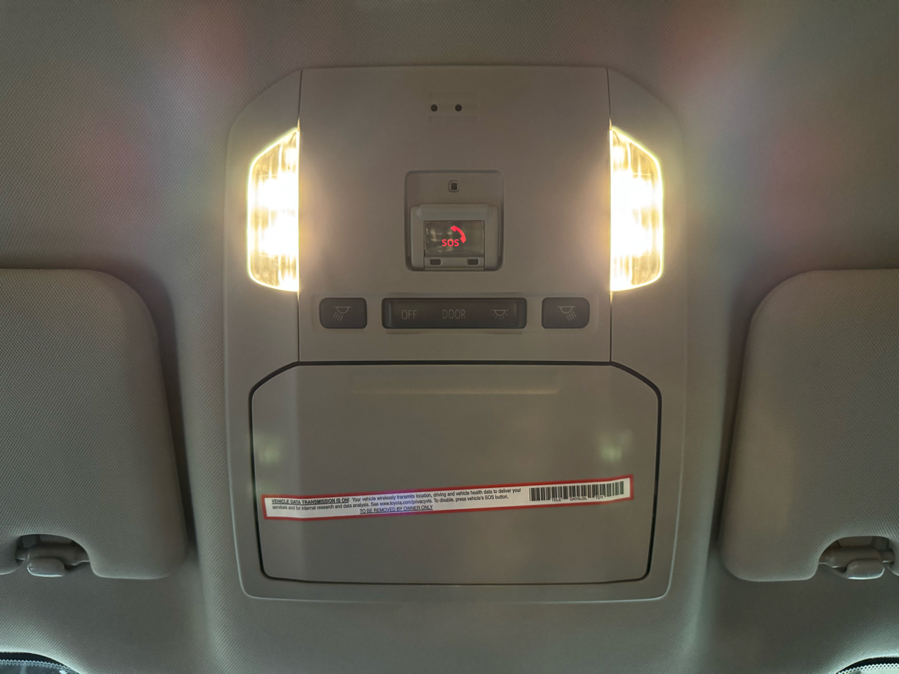 Toyota Highlander LE FWD (Natl) 2022