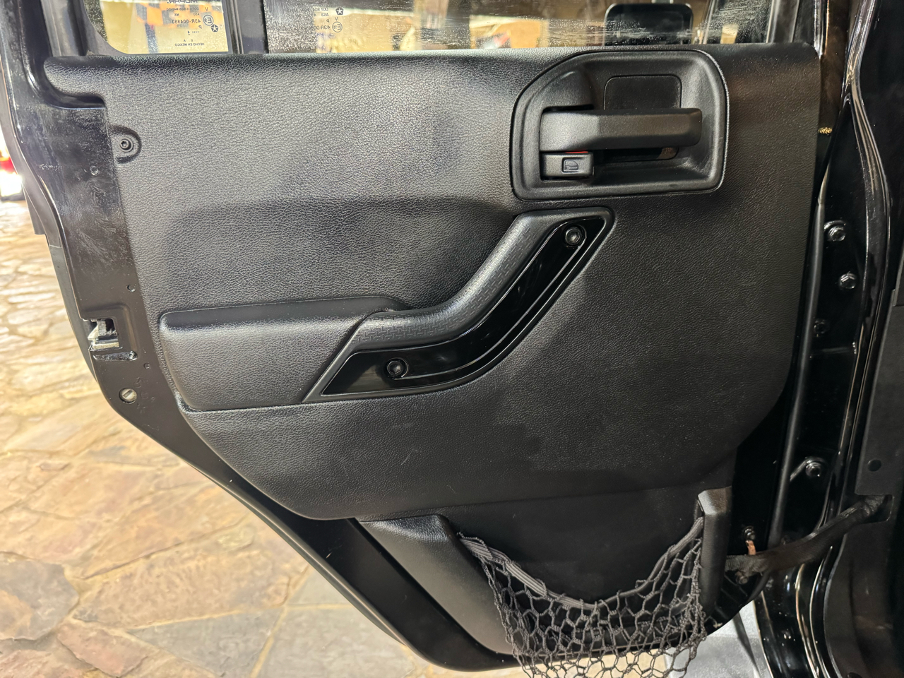 Jeep Wrangler Unlimited 4WD 4dr Sahara 2014