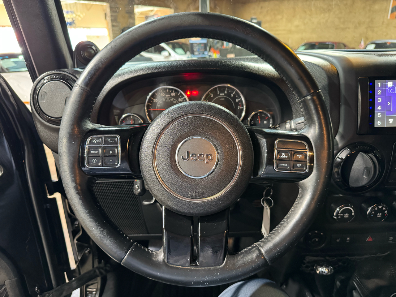 Jeep Wrangler Unlimited 4WD 4dr Sahara 2014