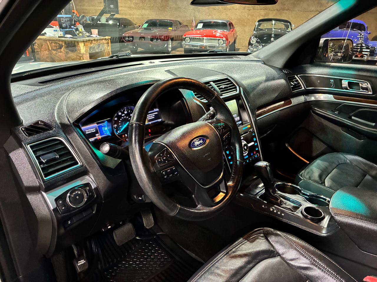 Ford Explorer FWD 4dr Limited 2016