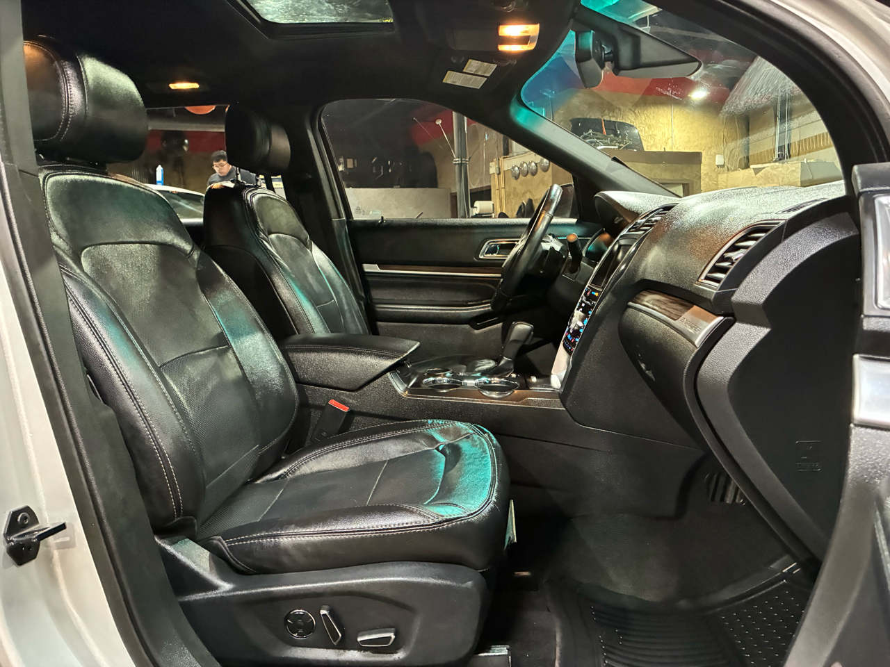 Ford Explorer FWD 4dr Limited 2016