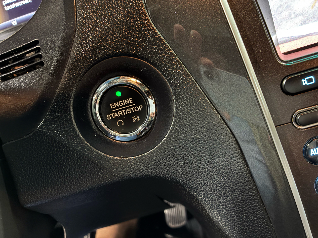 Ford Explorer FWD 4dr Limited 2016