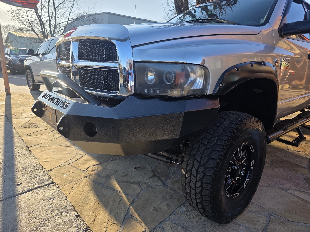 Dodge Ram 3500 4dr Quad Cab 160.5" WB DRW 4WD SLT 2005