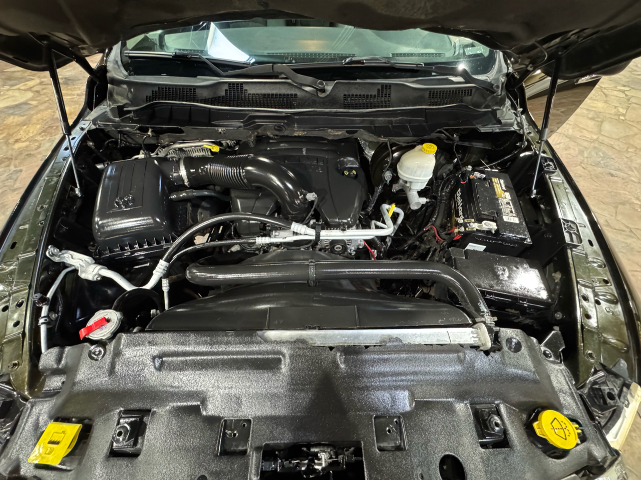 RAM 1500 2WD Crew Cab 140.5" Lone Star 2013