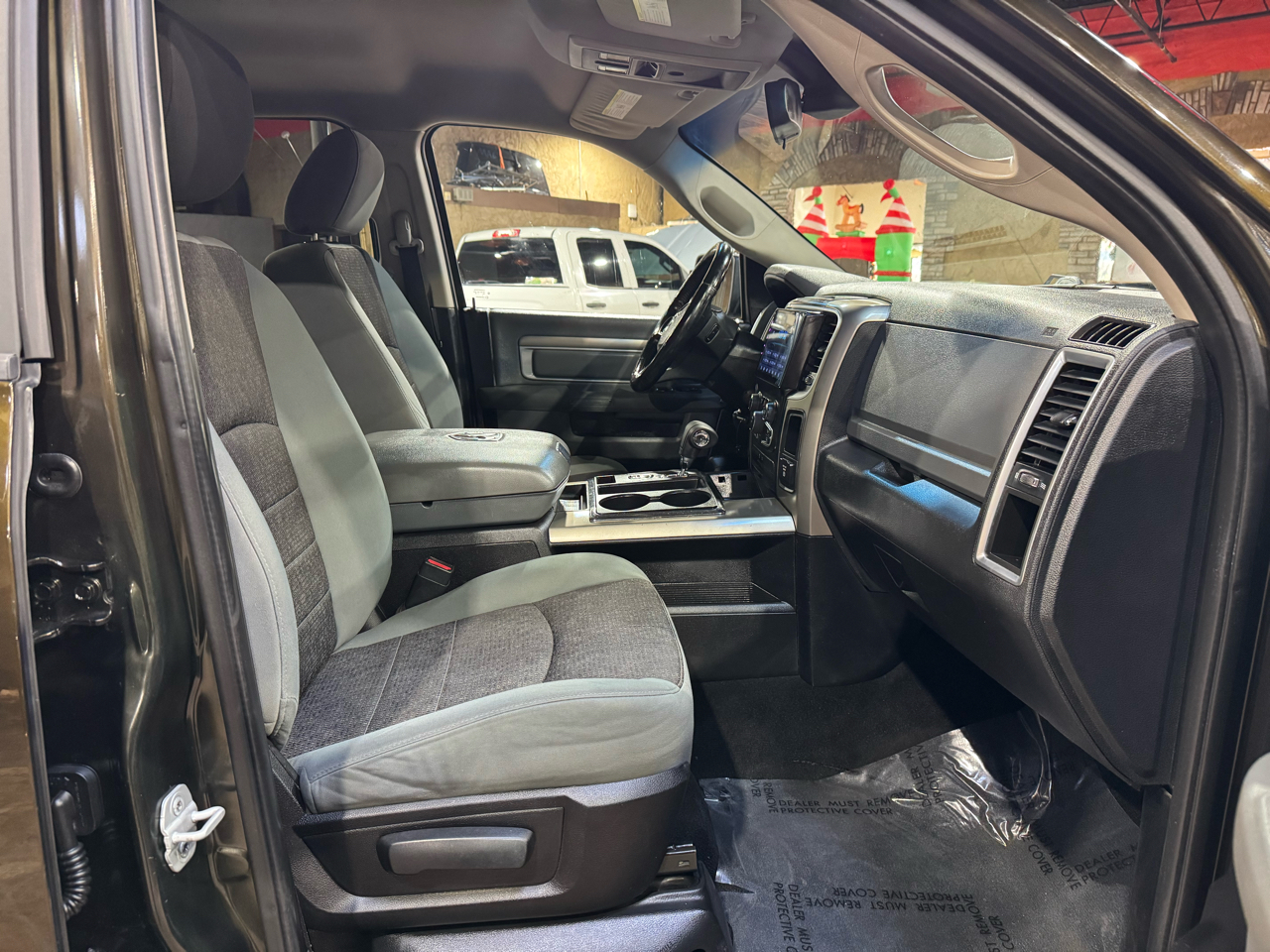 RAM 1500 2WD Crew Cab 140.5" Lone Star 2013