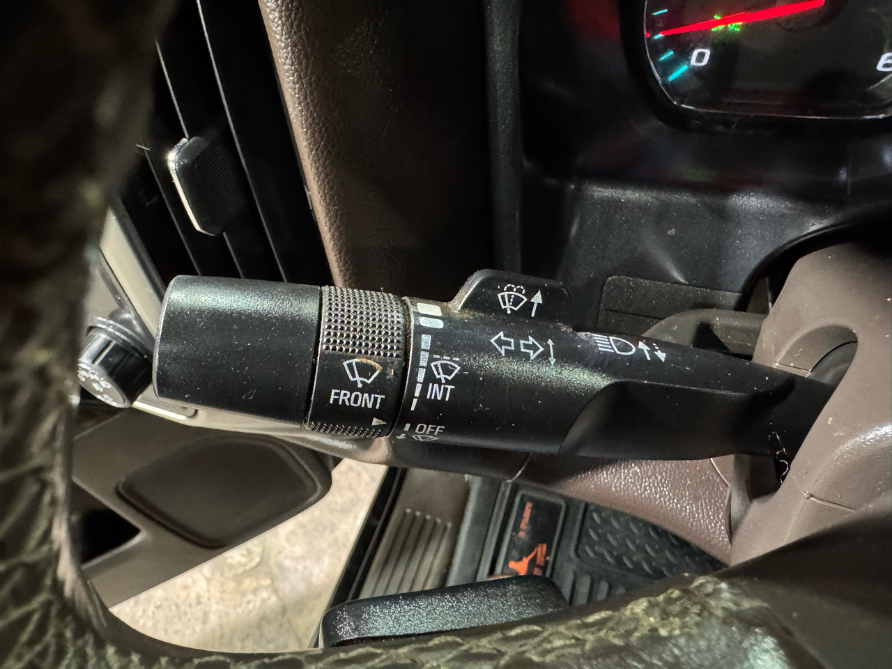 Chevrolet Silverado 1500 2WD Crew Cab 143.5" LT w/1LT 2016