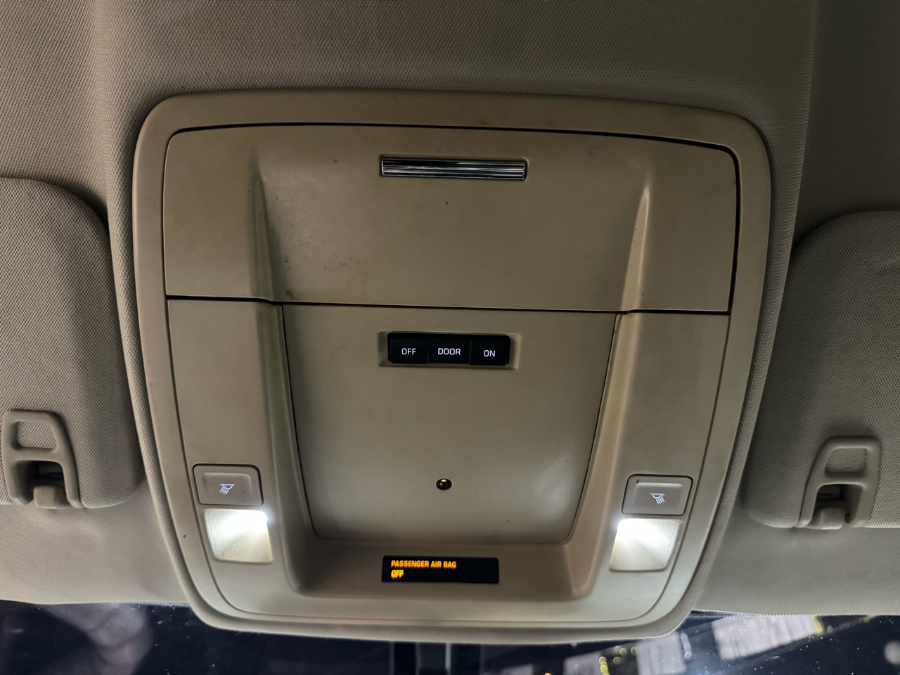 Chevrolet Silverado 1500 2WD Crew Cab 143.5" LT w/1LT 2016