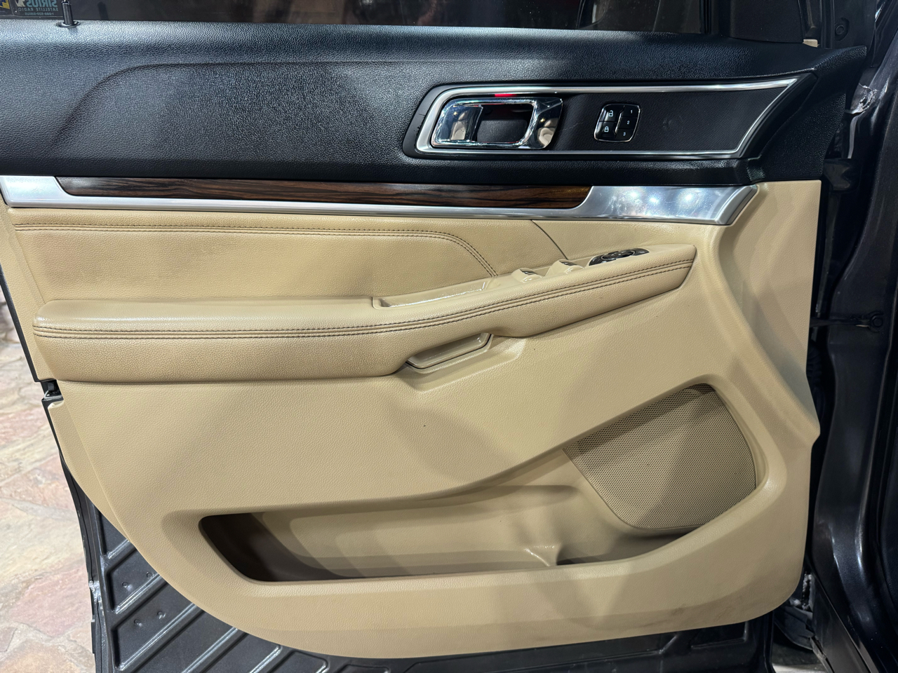 Ford Explorer FWD 4dr Limited 2016