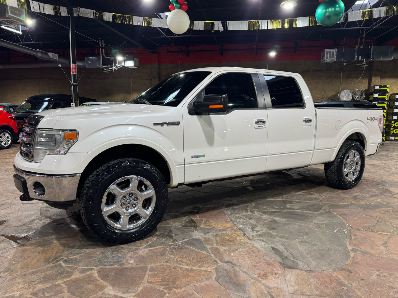 Ford F-150 4WD SuperCrew 145" Lariat 2014