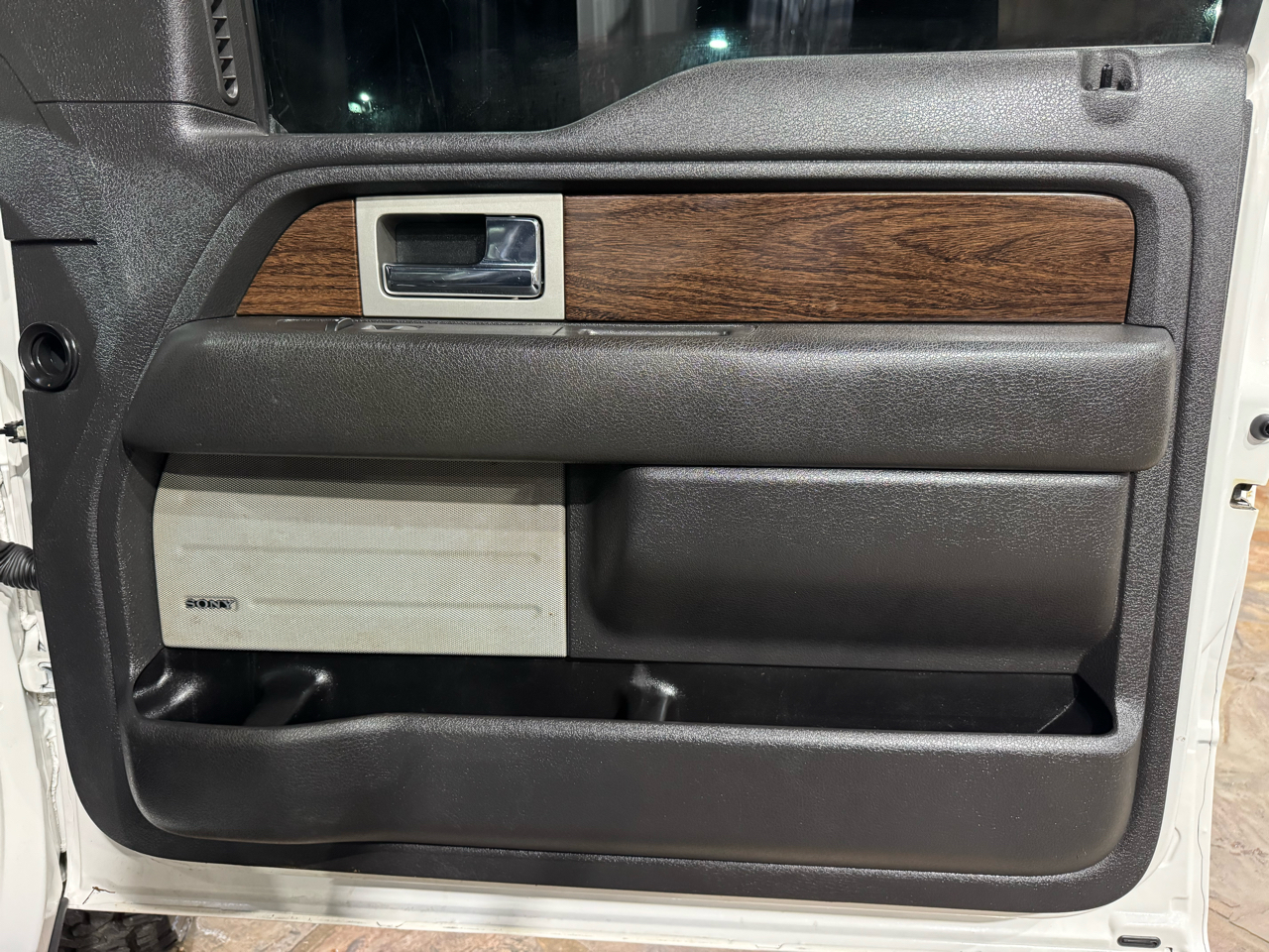 Ford F-150 4WD SuperCrew 145" Lariat 2014