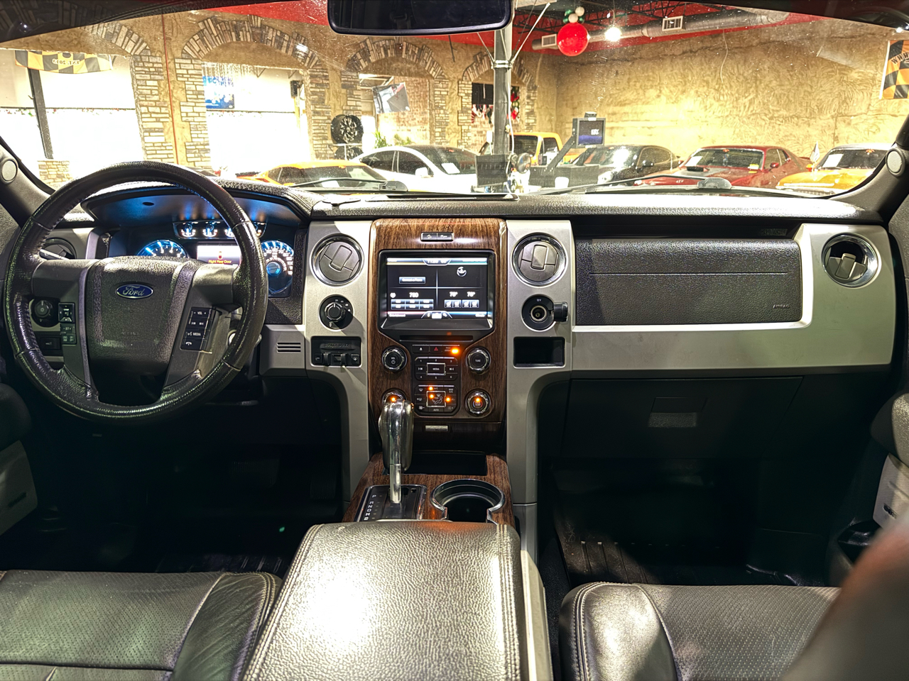 Ford F-150 4WD SuperCrew 145" Lariat 2014