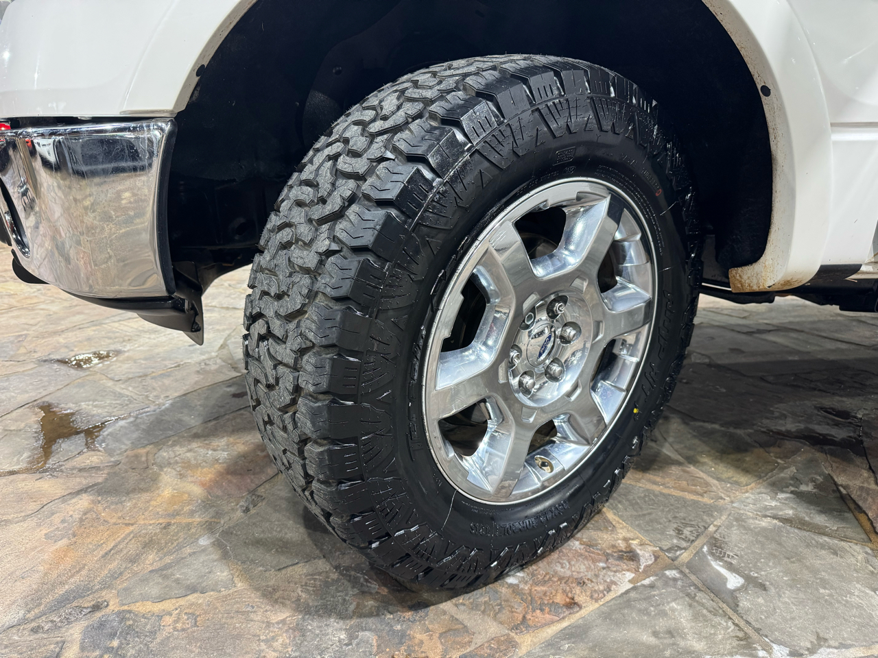 Ford F-150 4WD SuperCrew 145" Lariat 2014