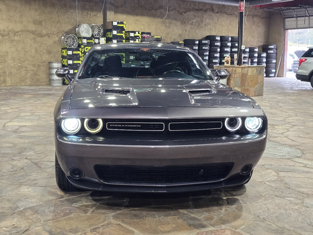 Dodge Challenger 2dr Cpe SXT 2015